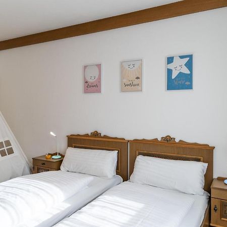 リート・イム・オーバーインタール Ferienhaus Werthヴィラ エクステリア 写真